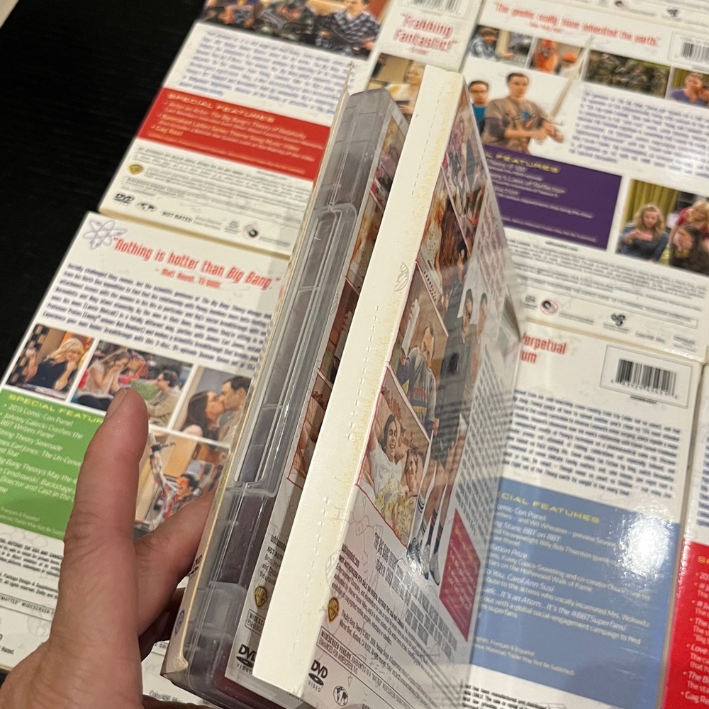 The Big Bang Theory Complete DVD Set Seasons 1-10, USED. - Picture 4 of 16
